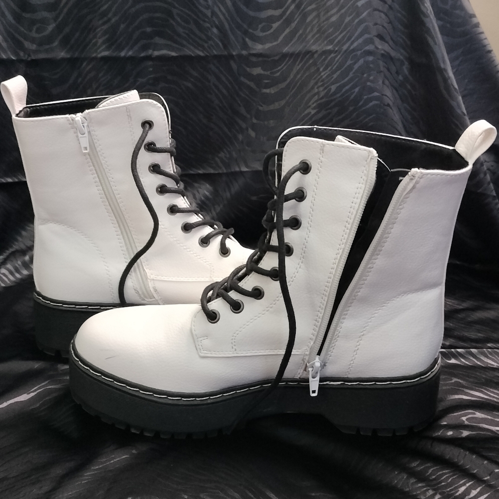 Brand New Combat Boots - Picture 8 of 8